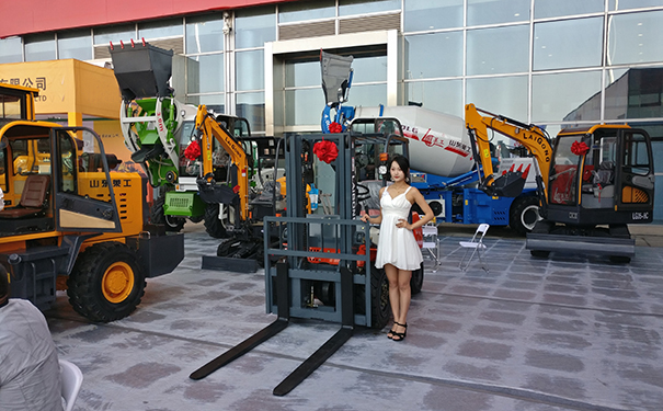 萊工.jpg 萊工.jpg